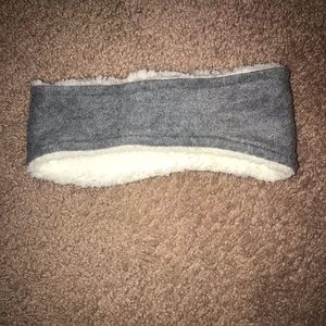 Gray earwarmers